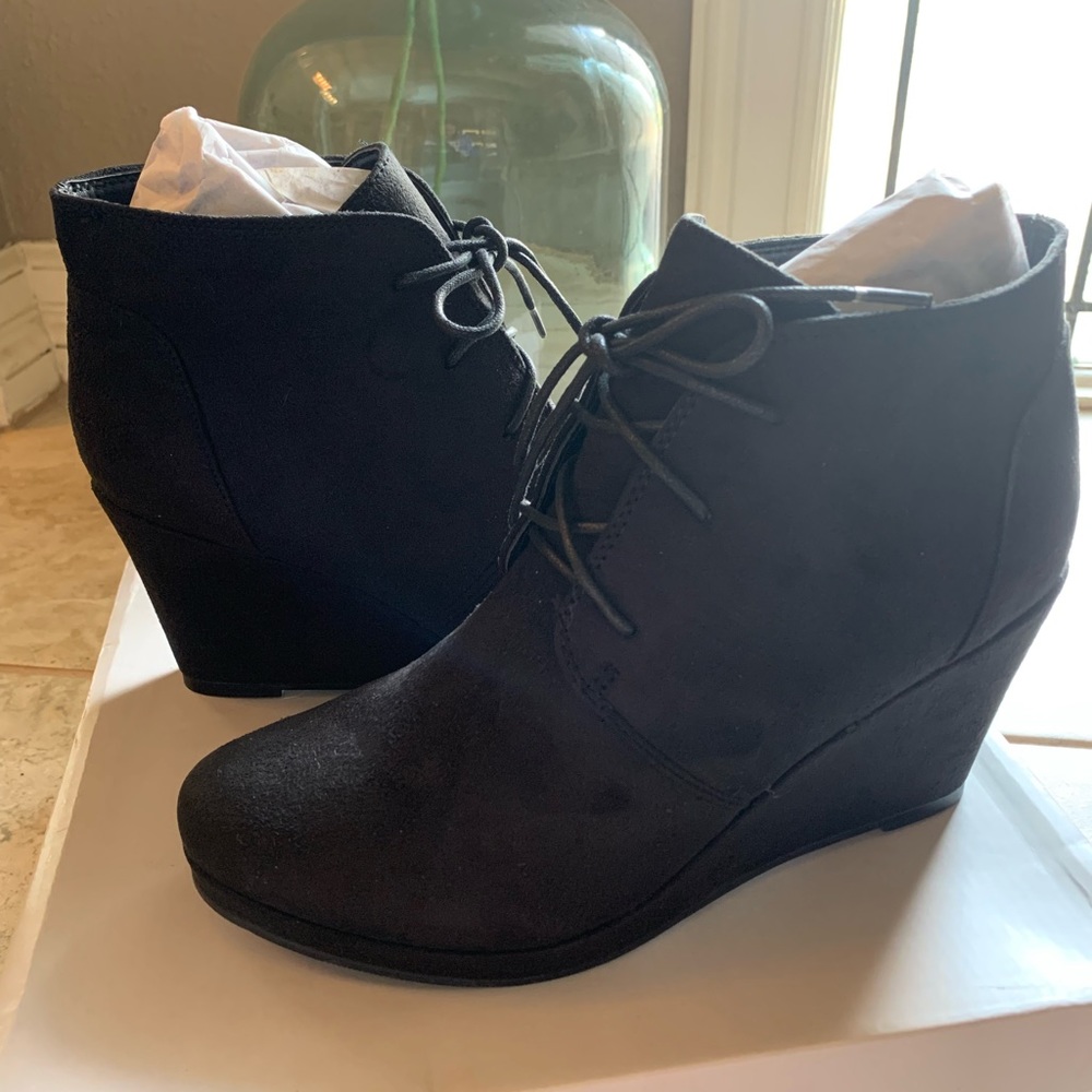Black booties 8.5 never worn